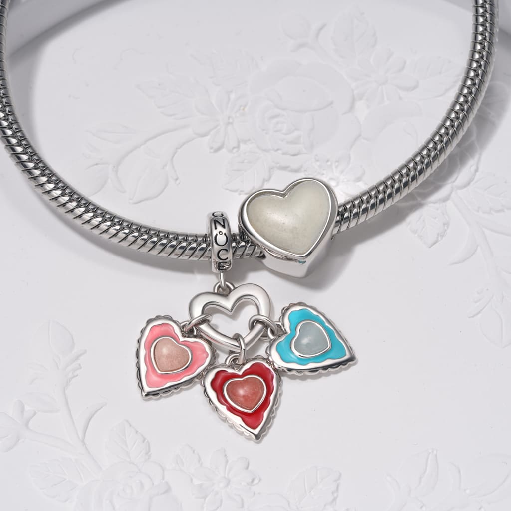 Gnoce Engravable Letter Glow-in-the-dark Heart Charm_4