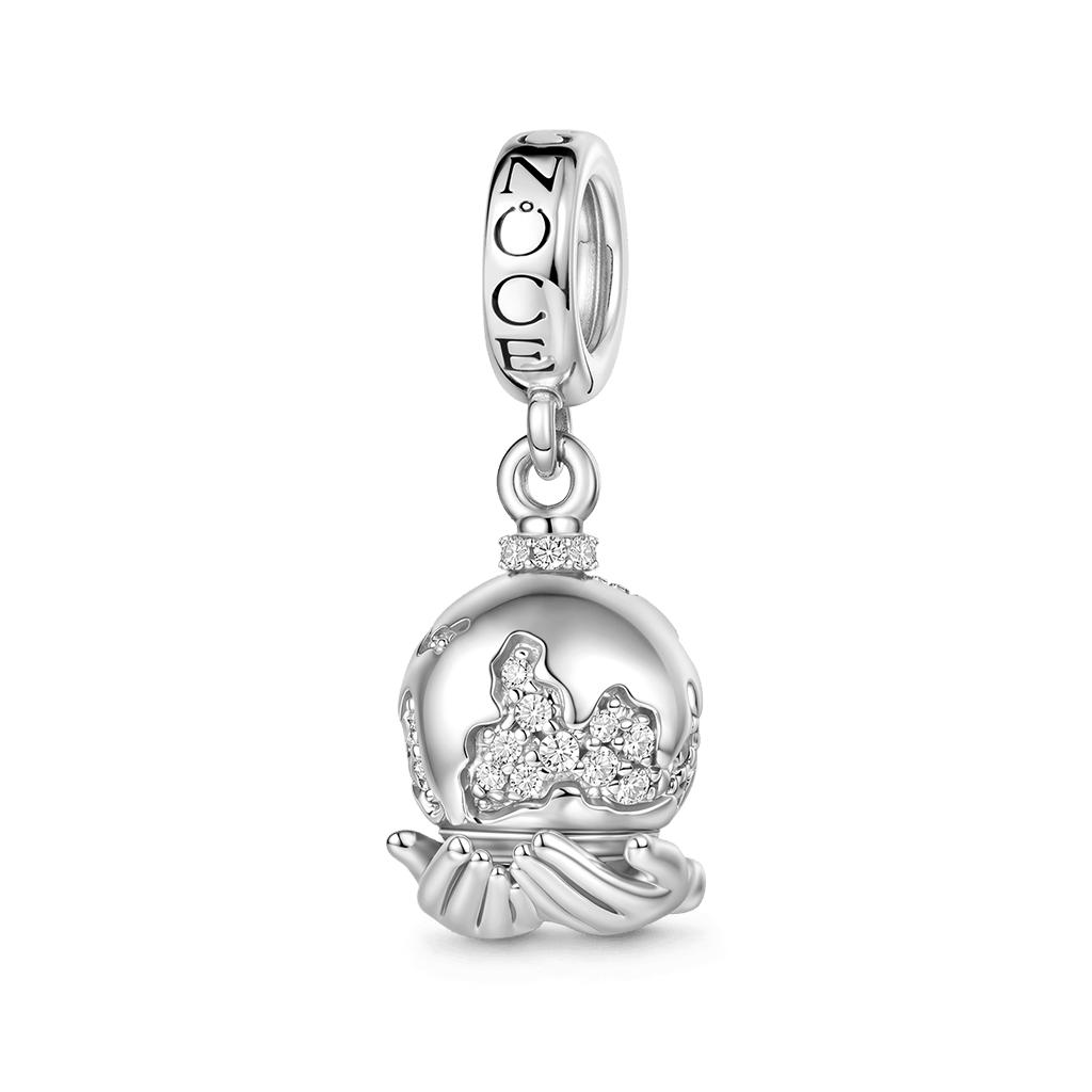 Gnoce Holding A Rotating Earth Charm Platinum-plated Silver Blend_2