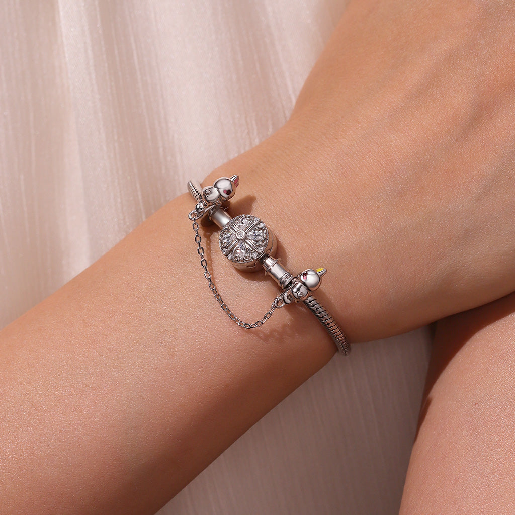 Love Is Always Connected Safety Chain Charm_2